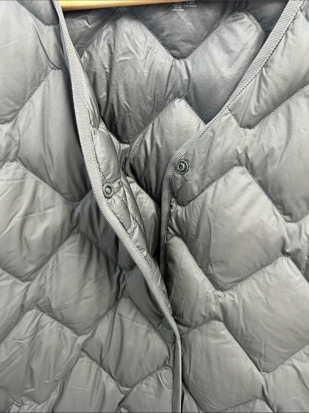Uniqlo Ultra Light Down Quilted Jacket in Gray/Green - Picture 5 of 13